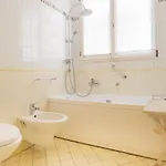 Casa Ilaria Bed and Breakfast 3*
