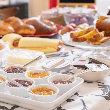 Bed & Breakfast Casa Ilaria 3*