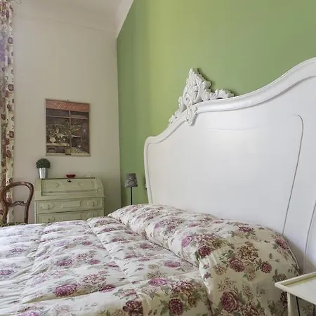 ベッド・アンド・ブレックファスト Casa Ilaria 3*