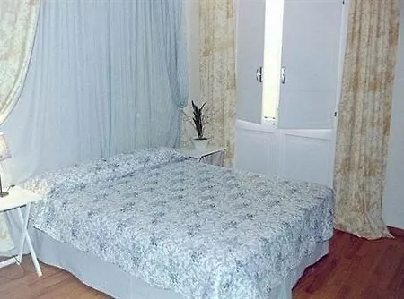 Bed & Breakfast Casa Ilaria 3*