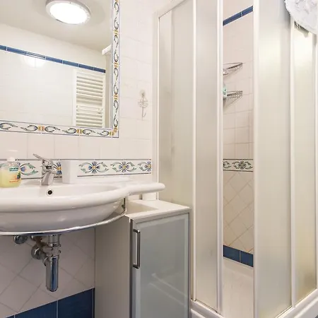 Casa Ilaria לינה וארוחת בוקר