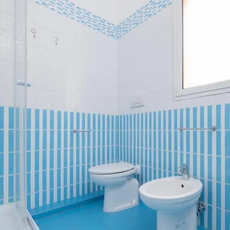 לינה וארוחת בוקר Casa Ilaria 3*